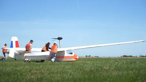 Un Amiénois de 23 ans conçoit « le premier planeur solaire 100%...