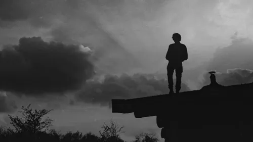 Vianney : le clip de « D’or et d’étain » sort ce midi