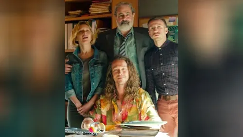 Au tour de Julien Doré de jouer dans une série sur TF1