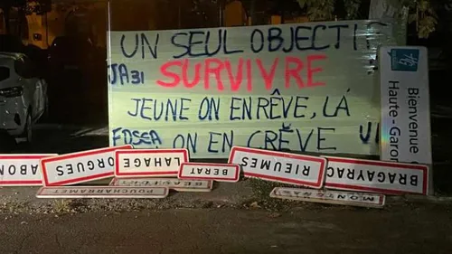 Les agriculteurs restent mobilisés ce lundi 