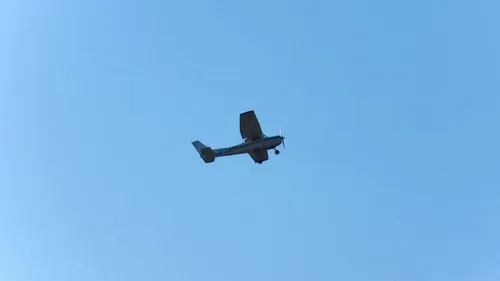 Un appel à témoins lancé après le crash d’un avion en forêt de...
