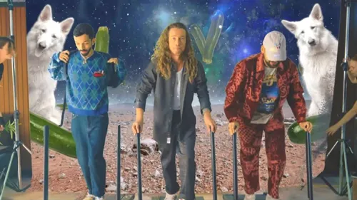 Julien Doré est dans le dernier clip de Bigflo et Oli 