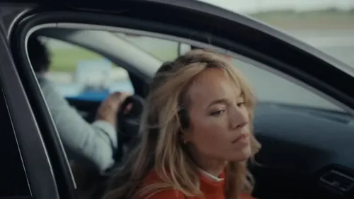 Claudio Capéo sort le clip « T'en aller » 