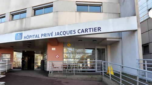 Canicule : à l'Hôpital Jaques-Cartier de Massy, soignants et...