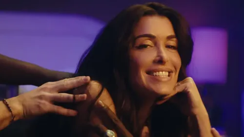 Jenifer sort le clip de « Et si on sortait ce soir ? »