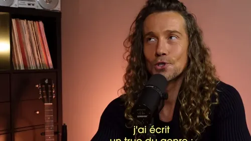 Julien Doré raconte une peine de coeur... et c'est hilarant 
