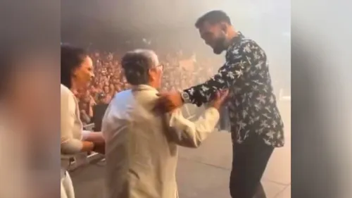 Kendji a réalisé le rêve d'une fan... de 93 ans 