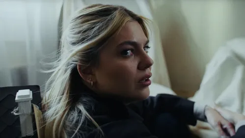 Le clip de « Maman », par Louane, est sorti