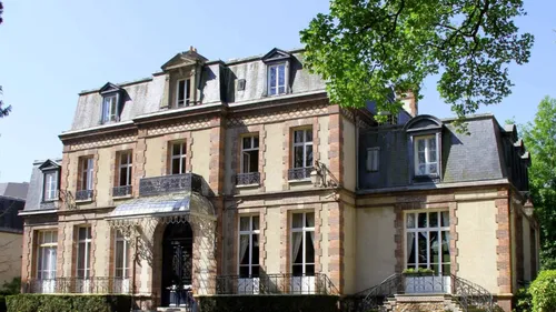 Les indemnités des élus de Dreux revues à la baisse après un...