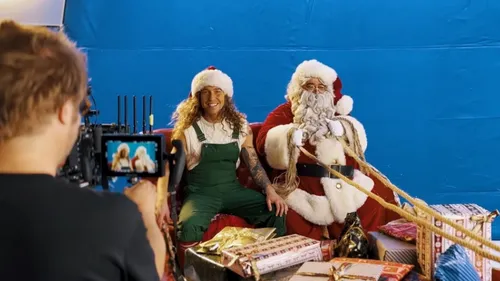 Julien Doré dévoile les coulisses du clip « Les démons de minuit »