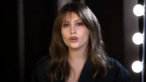 Regardez le clip inédit de Marine, « Restes d'Averses » !