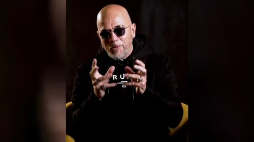Pascal Obispo tente d'éteindre le conflit entre lui et Elie Chouraqui