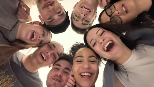 Le projet de quotidienne de la tournée Star Academy tombe à...