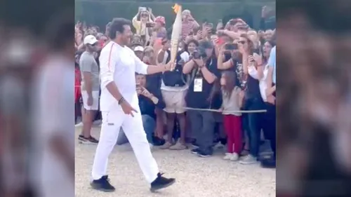 Patrick Bruel donne son ressenti après avoir porté la flamme olympique