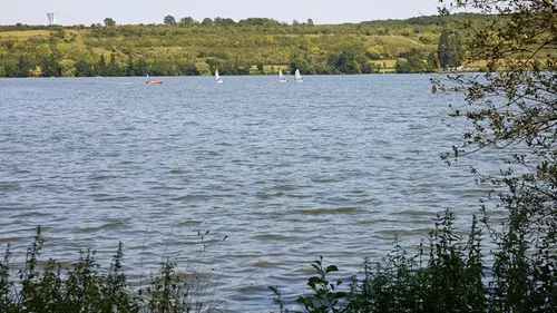 Le plan d'eau de Mézières-Écluzelles, le plus grand lac d'Eure-et-Loir