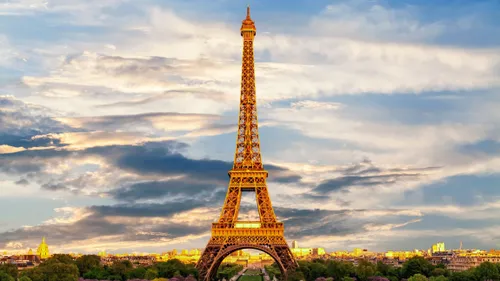 La saison estivale 2026 enregistre un bilan record pour le tourisme...