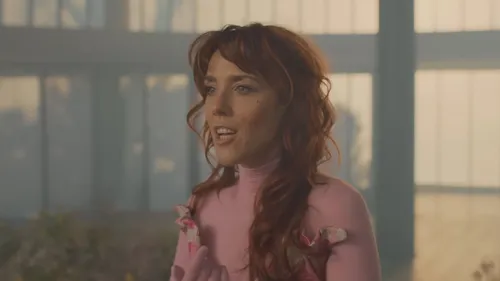 Zaz sort le clip « De couleurs vives »