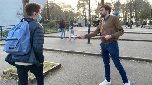 Sur le terrain, les Jeunes Avec Macron se mobilisent