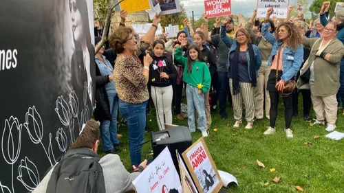 A Nantes, un rassemblement pour les femmes en Iran