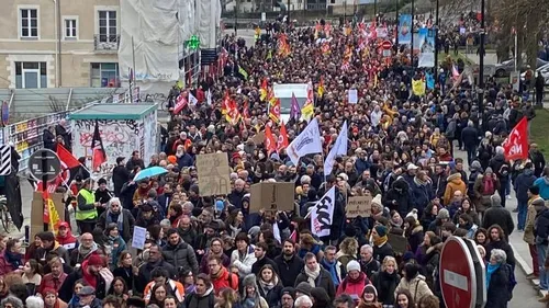 Acte 2 : la réforme des retraites mobilise encore beaucoup dans...