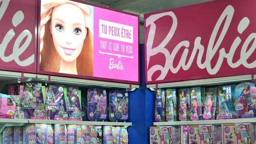 Vannes. Le film Barbie redynamise les ventes de poupées dans les...