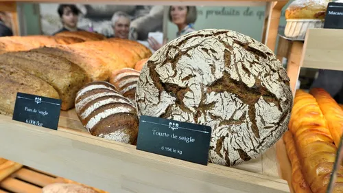 Moins de sel dans le pain : les boulangers bretons vont jouer le...