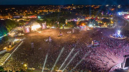 Reporter ou annuler les Charrues pour cause de JO en 2024 :...