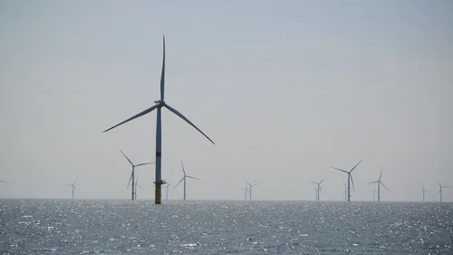 Eoliennes au large de la Bretagne : des opposants vent debout !