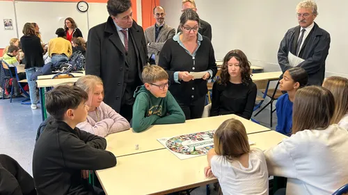 Education. Atelier de sensibilisation au harcèlement dans...