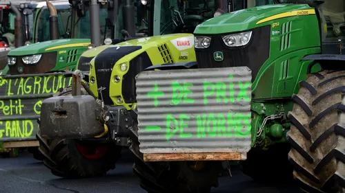 A La Roche-Bernard, "les élus au chevet des agriculteurs"
