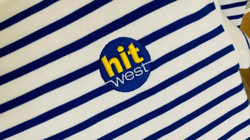 C'est la Journée de la marinière à Hit West, avec Armor Lux !