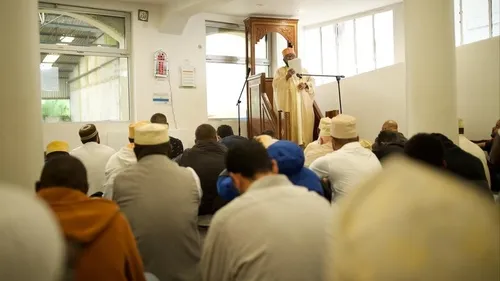 Morlaix. Un rassemblement de soutien, devant la mosquée de...