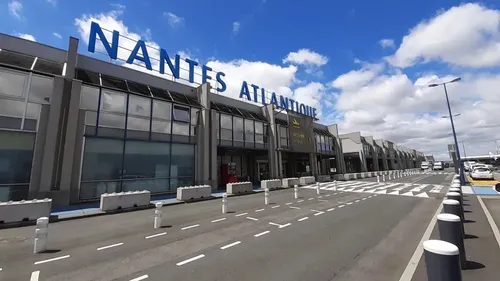 Aéroport de Nantes Atlantique : "Le couvre-feu doit protéger les...