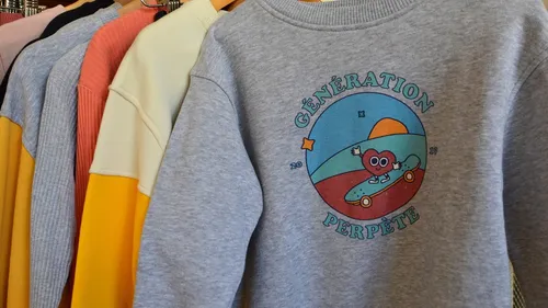 Rennes. La première marque de vêtements consignés "Perpète" a...