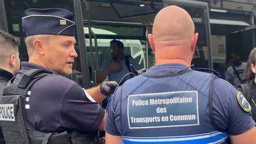 Nantes. La police métropolitaine des transports ... prend le tram'