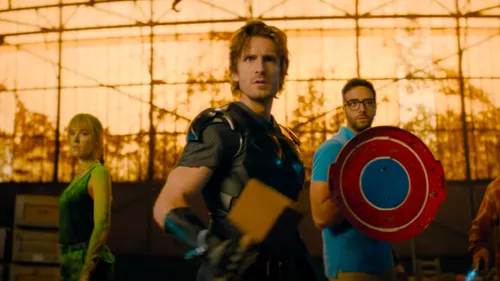 Super héros malgré lui : la nouvelle comédie de la bande à Fifi !