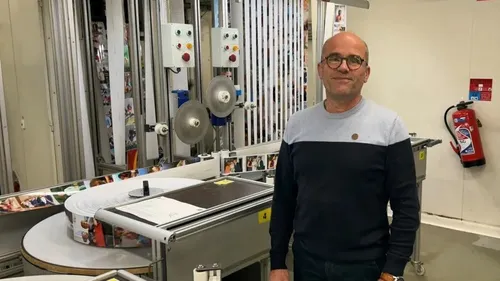 Vern-sur-Seiche : l'imprimerie Cewe tourne à plein régime pour Noël !