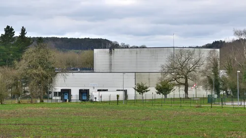  Ploërmel  : 300 suppressions de postes chez Yves Rocher et des...