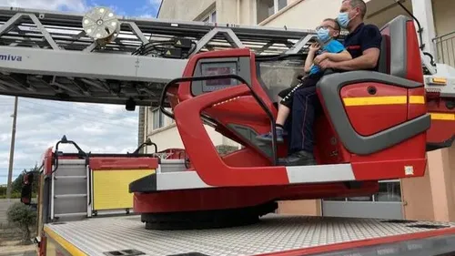 La belle histoire de Clément avec les pompiers de Saint-Brieuc.