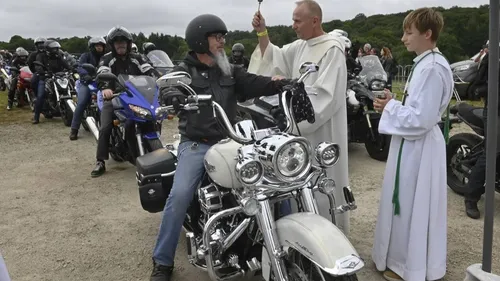 Tradition respectée pour la Madone des Motards.
