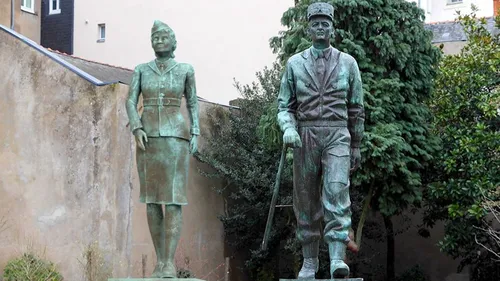 8 mars : des statues de femmes en réalité augmentée avec Snapchat !