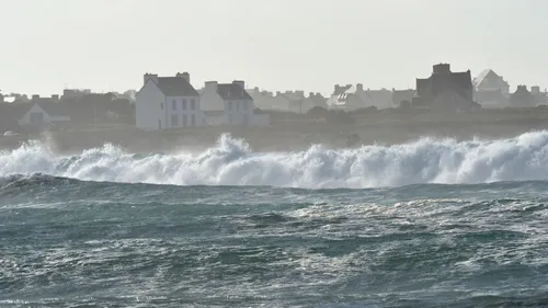 Tempêtes. Les assurés vont devoir mettre la main à la poche, pour...