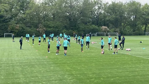 Mercato du FC Nantes : Delort patiente, Mollet et Hadjam ont signé !