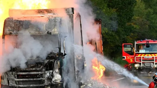 Haute-Vienne : Poids lourd en feu sur l’A20 à Boisseuil