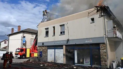 Aixe-sur-Vienne : un incendie ravage la toiture d’une pharmacie