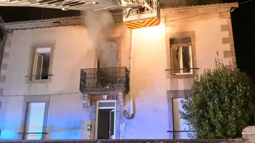 Limoges : 2 personnes intoxiquées dans l’incendie d'un immeuble