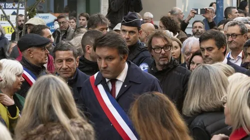 Incendie de la mairie de Limoges : les élus affichent leur solidarité