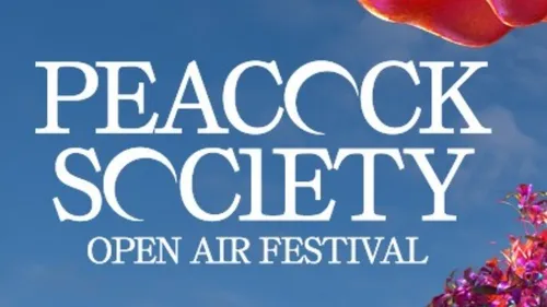 Cap sur Peacock Society