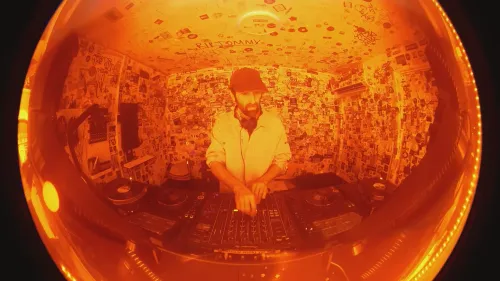 Thomas Bangalter signe un retour remarqué derrière les platines