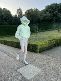 FG CHIC : À Florence, Issey Miyake déploie son Homme Plissé dans la...